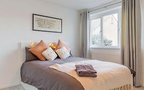 Modern 2 Bd W/ Garden In The Heart Of Tetbury!