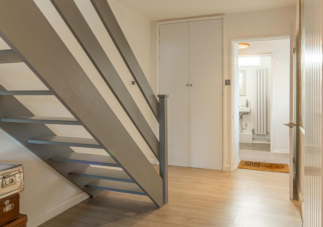Modern 2 Bd W/ Garden In The Heart Of Tetbury! Villa Exterior photo